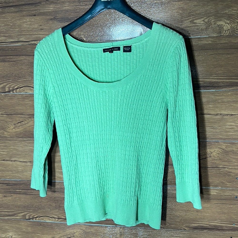Jeanne Pierre %100 cotton women’s sweater size medium